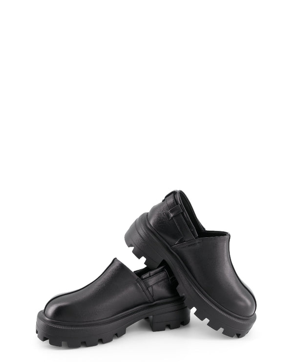  /aenk:ei/ Clogs