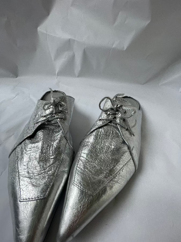 Sharpen Flats in metallic AnnK /aenk:ei/ 