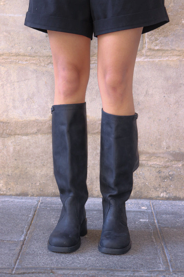AnnK Transformable Boots in Black