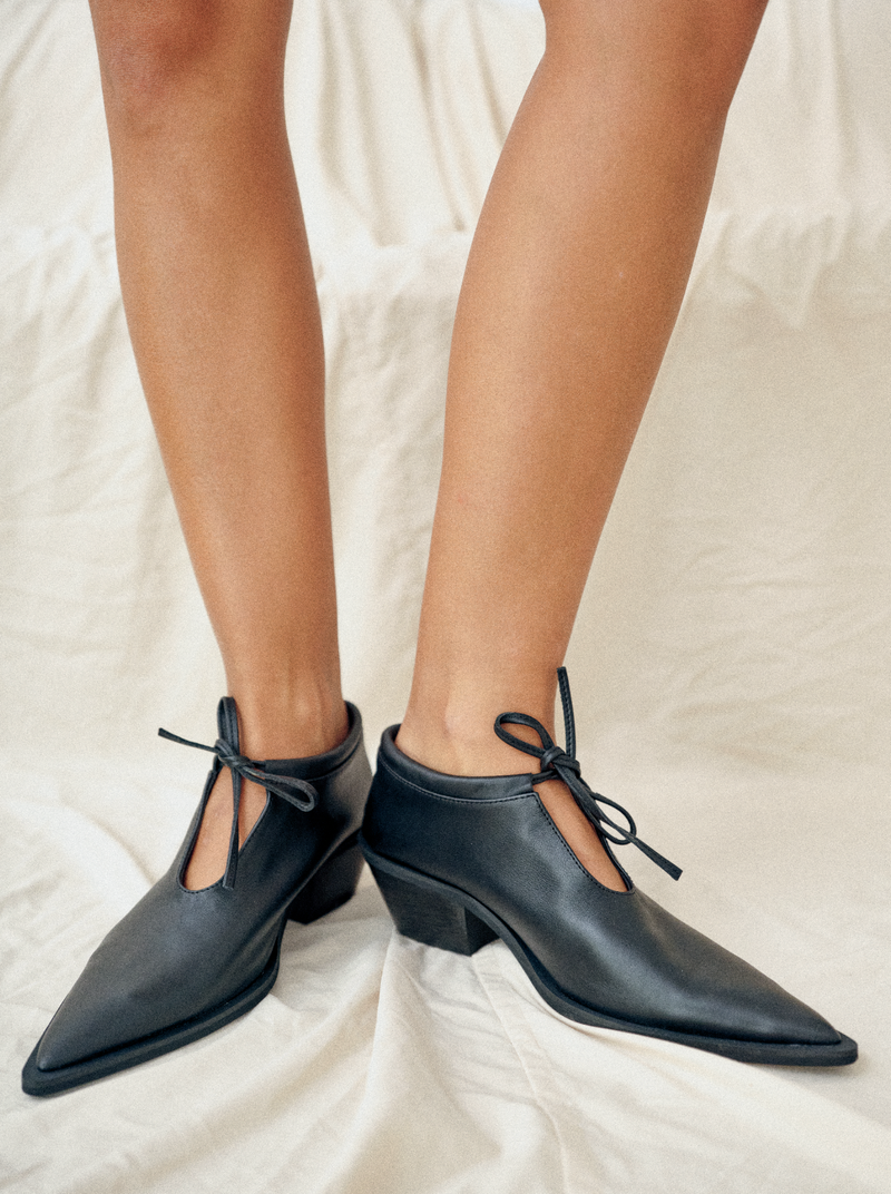 ANABELLE COWBOY HEELS