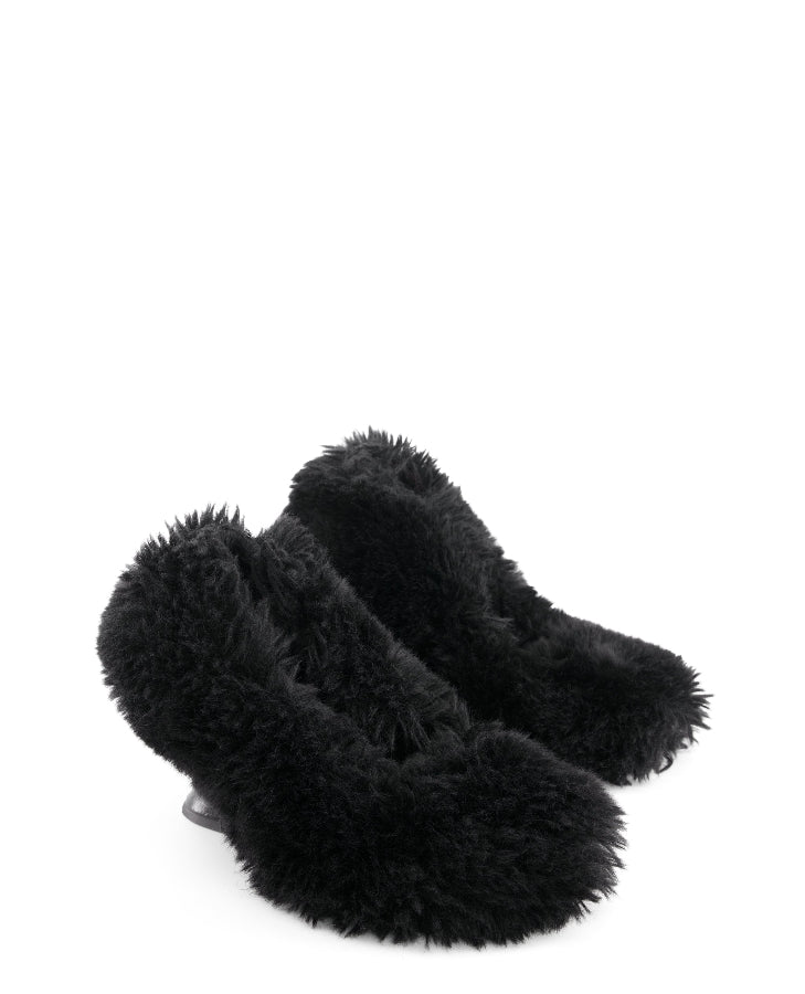 annk fur heels in black 