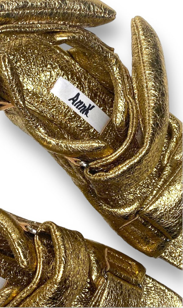 Fou Sandals in gold