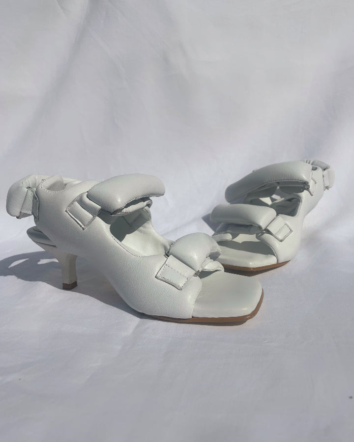 Fou Sandals in white | AnnK